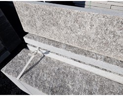 Granit-Stellriemen Iragna Oberfläche gespalten, Kanten gesägt