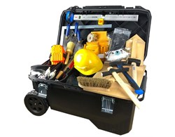 Maurer Werkzeugkiste Kunststoff Mod. Sursee mit 32 Werkzeugen
